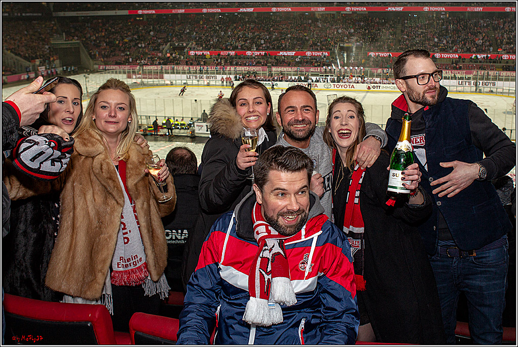 DEL Wintergame; Koelner Haie - Duesseldorfer EG; Koeln, 12.01.2019